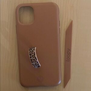 Saddle Loopy Case iPhone 11/11XR with (1) Leopard Loop + (1) Sand Loop